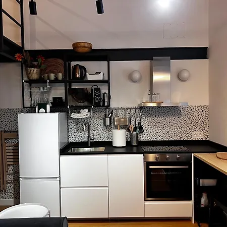 Sg Apartamentos, Silio 4a-4b At 47-79 *