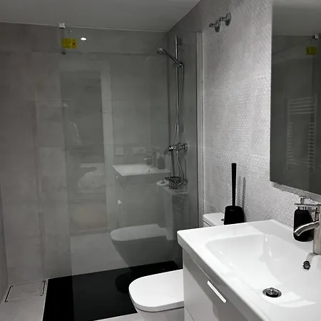Sg Apartamentos, Silio 4b At 47-79 アパート *
