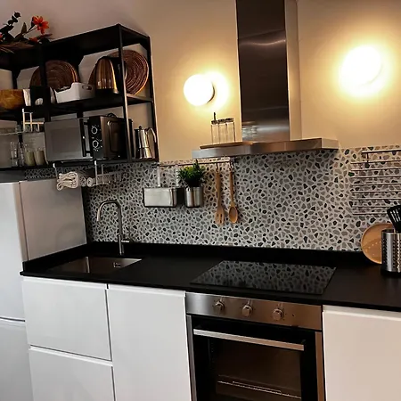 Sg Apartamentos, Silio 4a-4b At 47-79