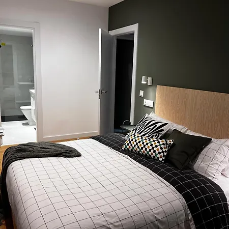 Sg Apartamentos, Silio 4b At 47-79 *