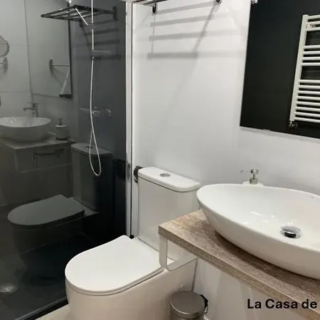 Sg Apartamentos, Silió 4b At 47-79 Apartamento