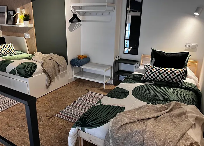 Sg Apartamentos, Silio 4b At 47-79 Вальядолид